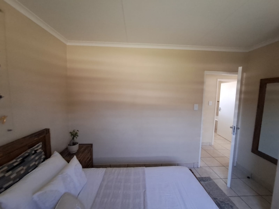 3 Bedroom Property for Sale in Kosmosdal Gauteng