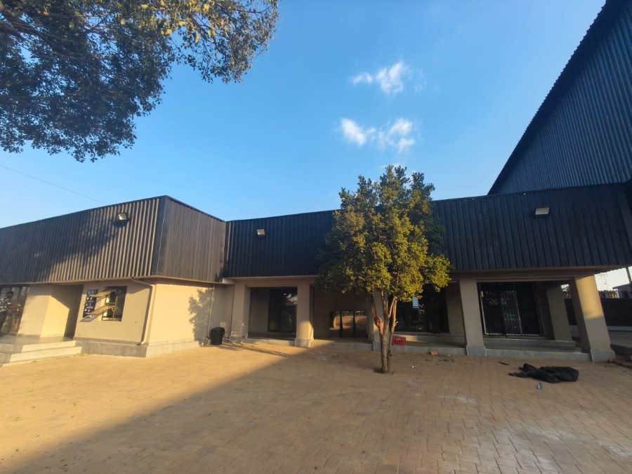 To Let commercial Property for Rent in Eldoraigne Gauteng