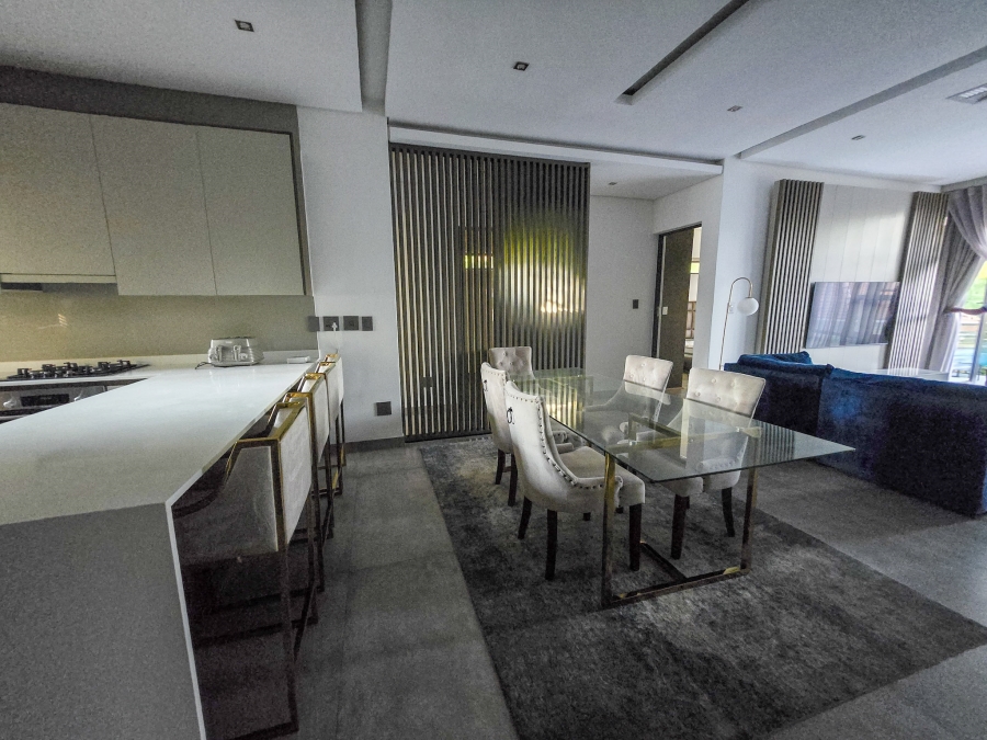 To Let 3 Bedroom Property for Rent in Rosebank Gauteng