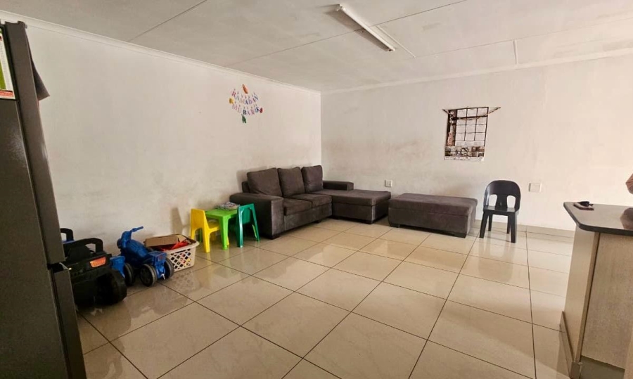 2 Bedroom Property for Sale in Erasmia Gauteng