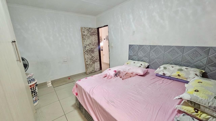 2 Bedroom Property for Sale in Erasmia Gauteng