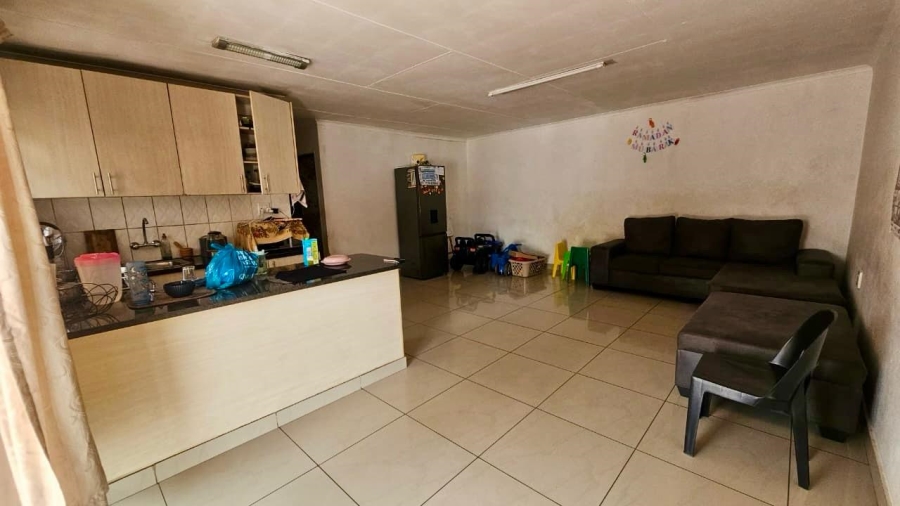 2 Bedroom Property for Sale in Erasmia Gauteng