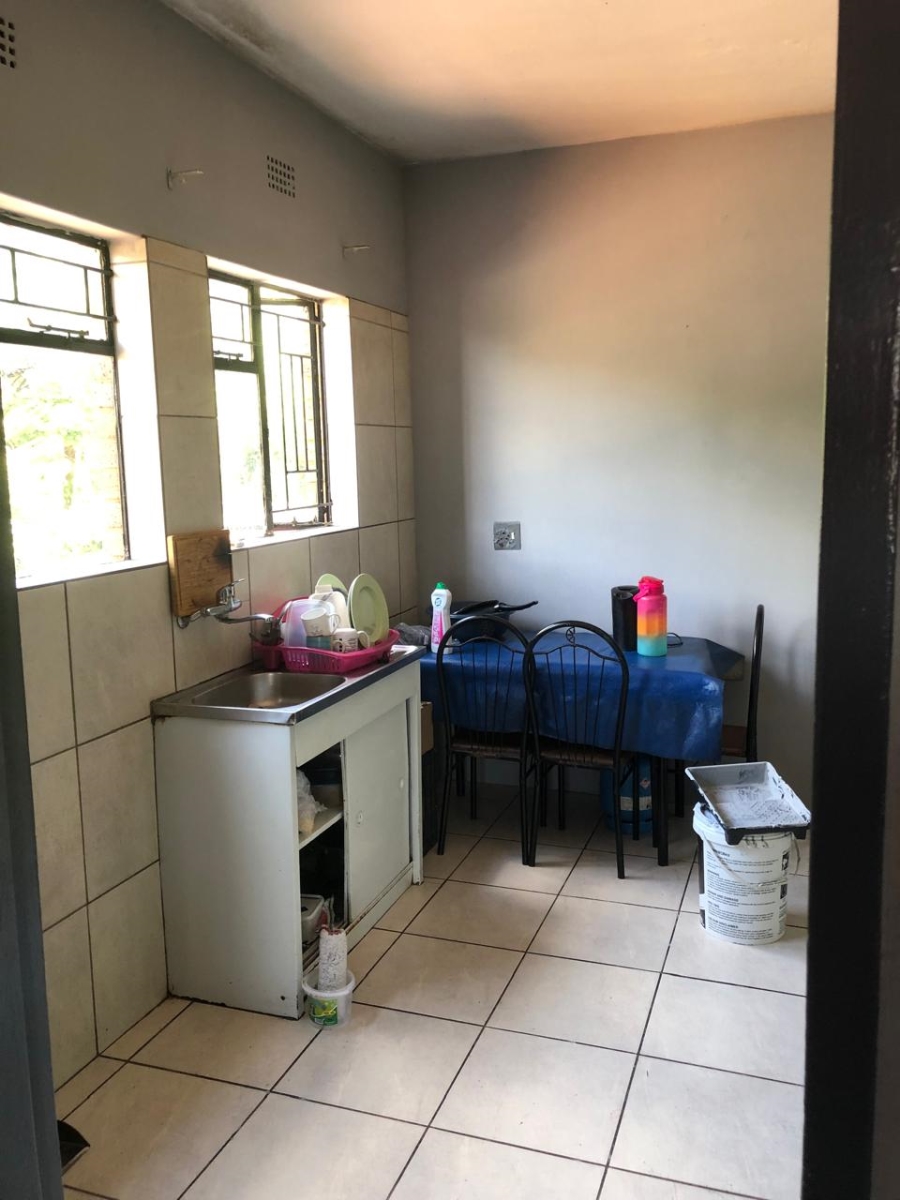To Let 2 Bedroom Property for Rent in Laudium Gauteng