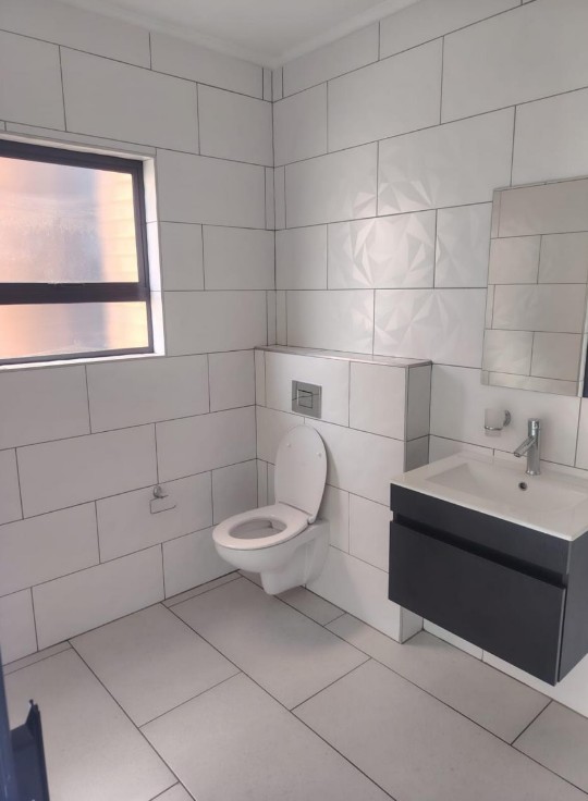 To Let 2 Bedroom Property for Rent in Bedfordview Gauteng