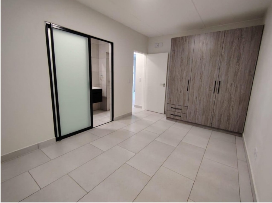 To Let 2 Bedroom Property for Rent in Bedfordview Gauteng