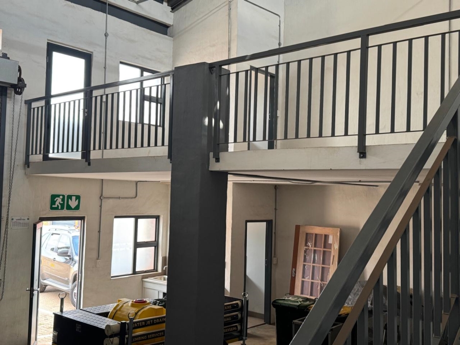 Commercial Property for Sale in Larrendale Gauteng