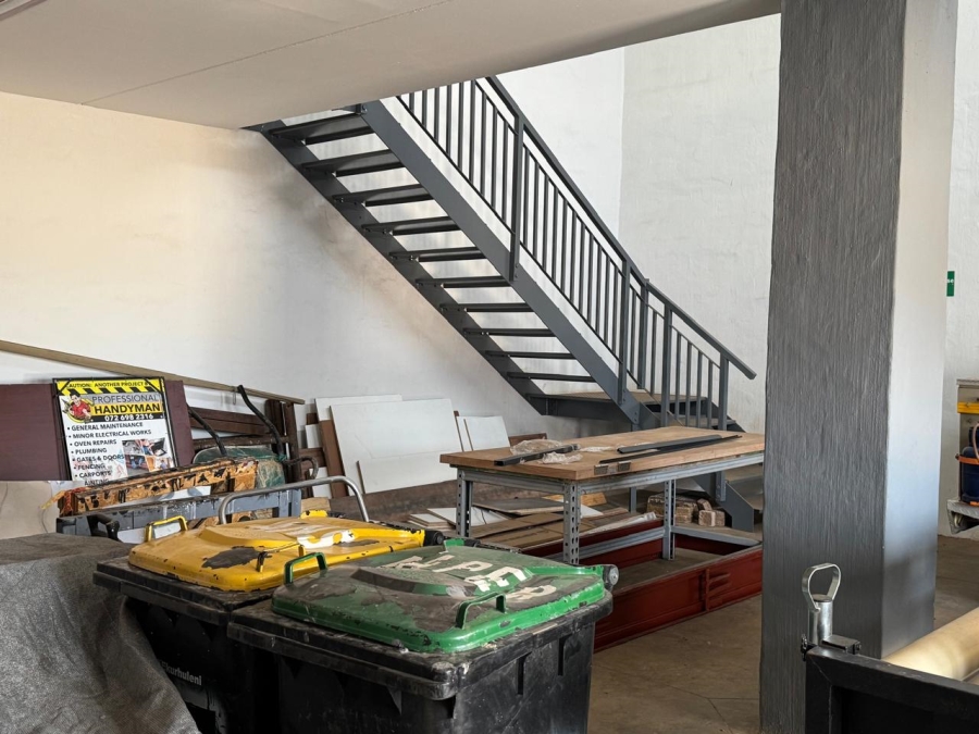Commercial Property for Sale in Larrendale Gauteng