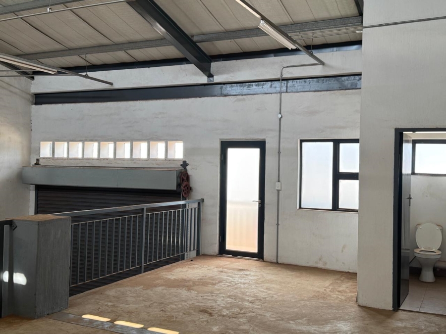 Commercial Property for Sale in Larrendale Gauteng