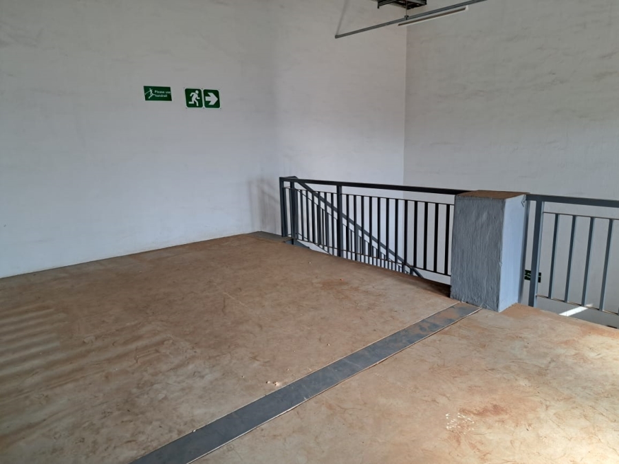 Commercial Property for Sale in Larrendale Gauteng