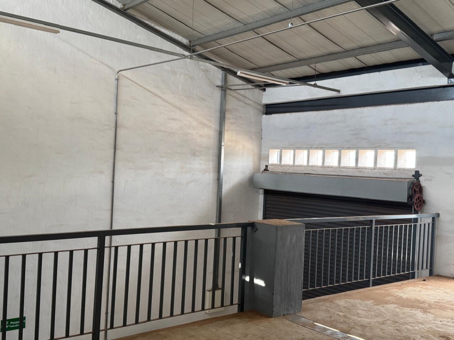 Commercial Property for Sale in Larrendale Gauteng