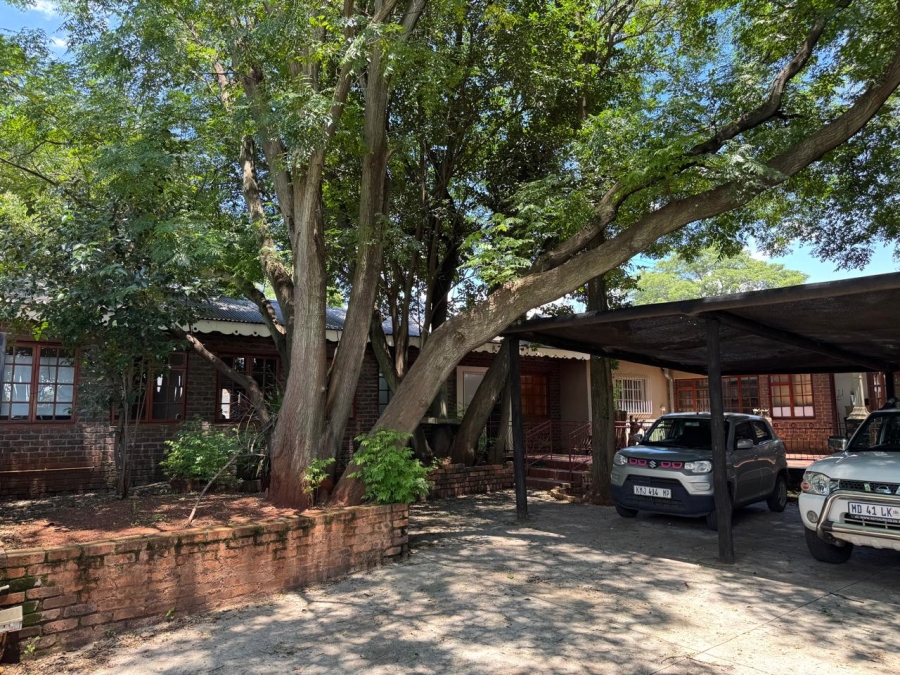 Commercial Property for Sale in Bredell Gauteng