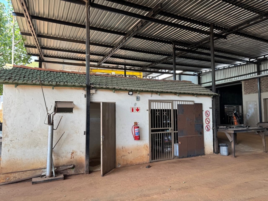 Commercial Property for Sale in Bredell Gauteng