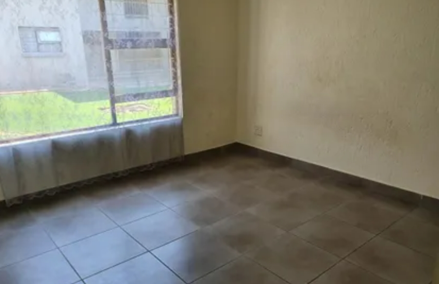 Commercial Property for Sale in Eveleigh Gauteng