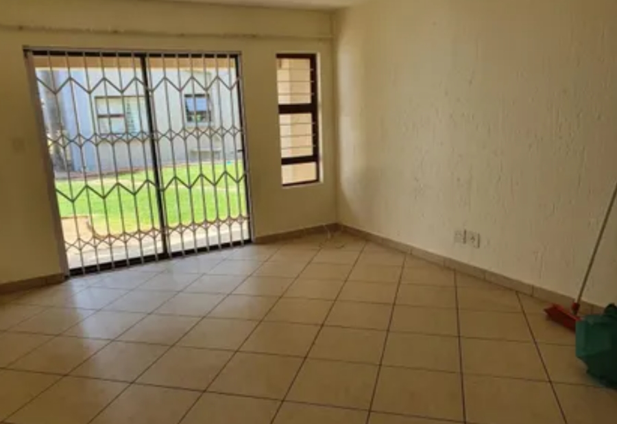 Commercial Property for Sale in Eveleigh Gauteng