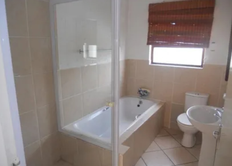 Commercial Property for Sale in Eveleigh Gauteng