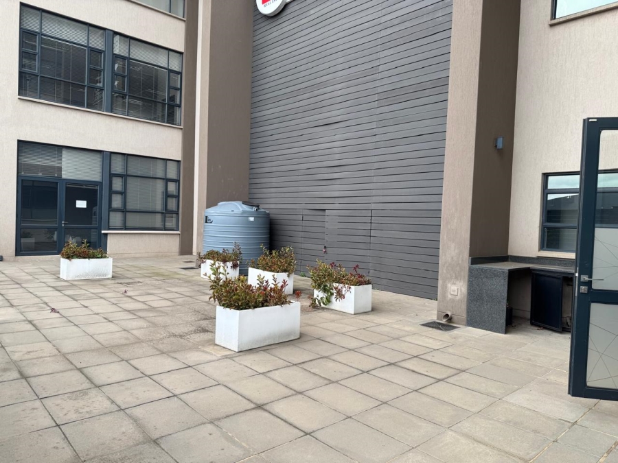 To Let commercial Property for Rent in Parkhaven Gauteng