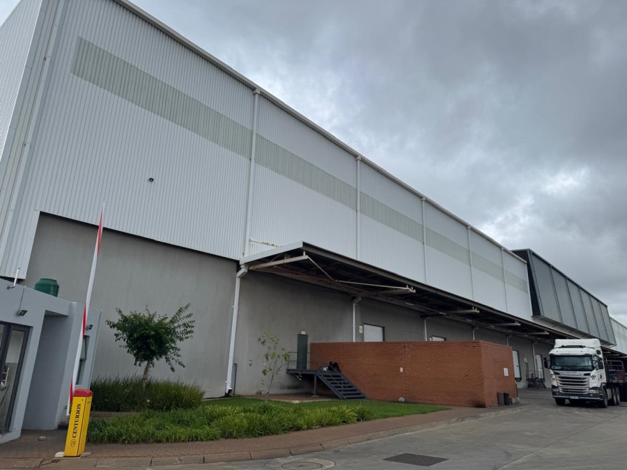 To Let commercial Property for Rent in Glen Marais Gauteng