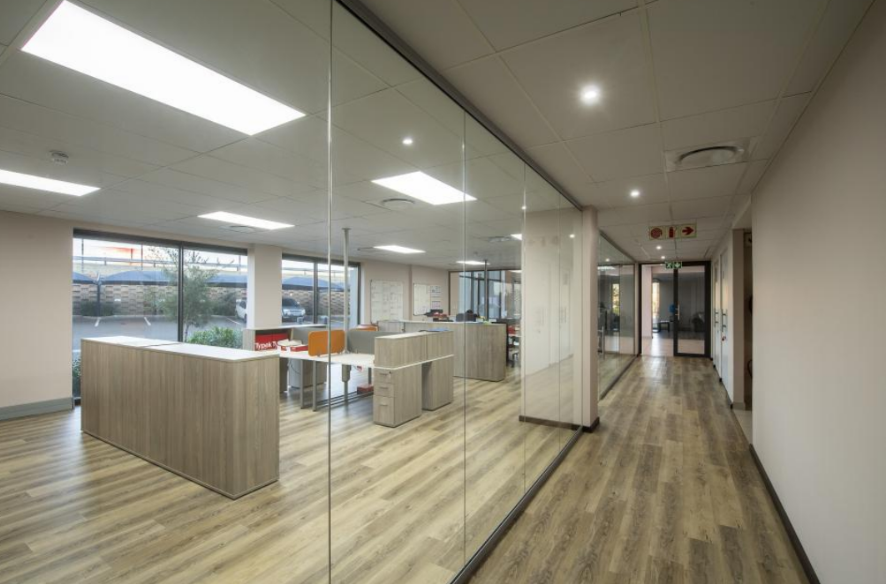 To Let Commercial Property for Rent in Glen Marais Gauteng