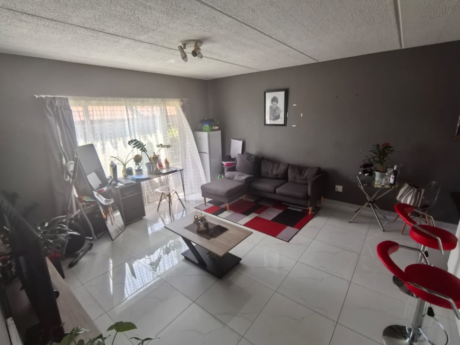 2 Bedroom Property for Sale in Norkem Park Gauteng