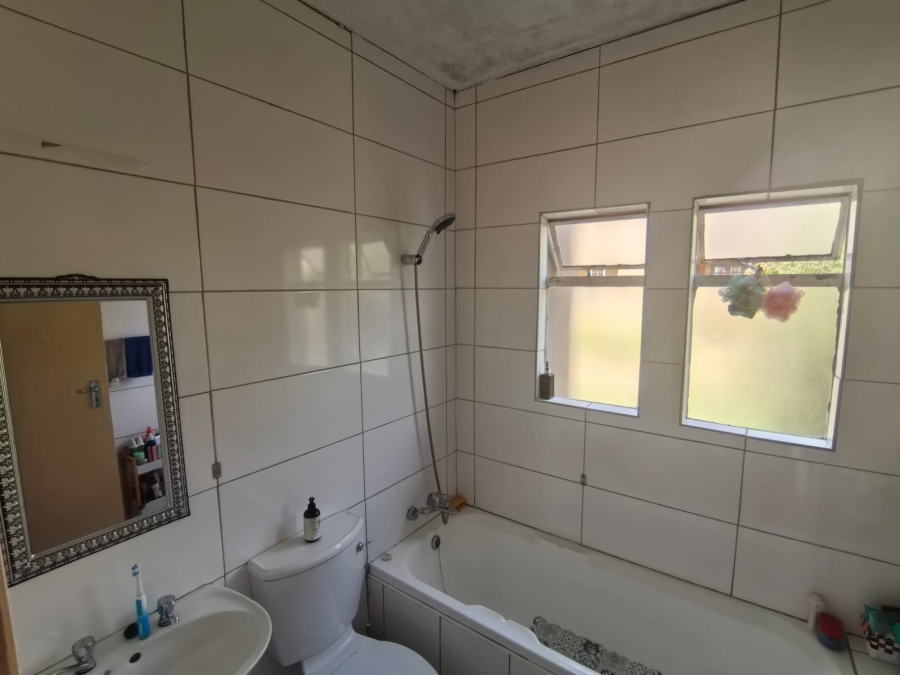 2 Bedroom Property for Sale in Norkem Park Gauteng