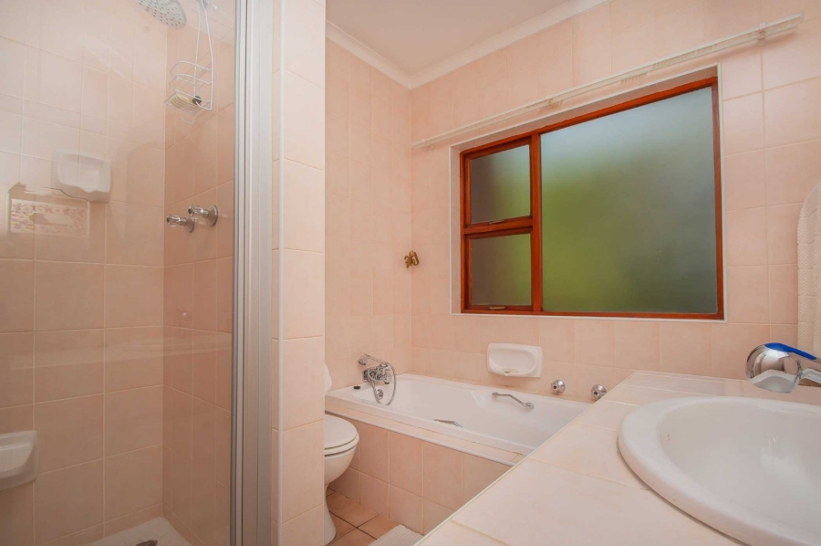 3 Bedroom Property for Sale in Florida Hills Gauteng