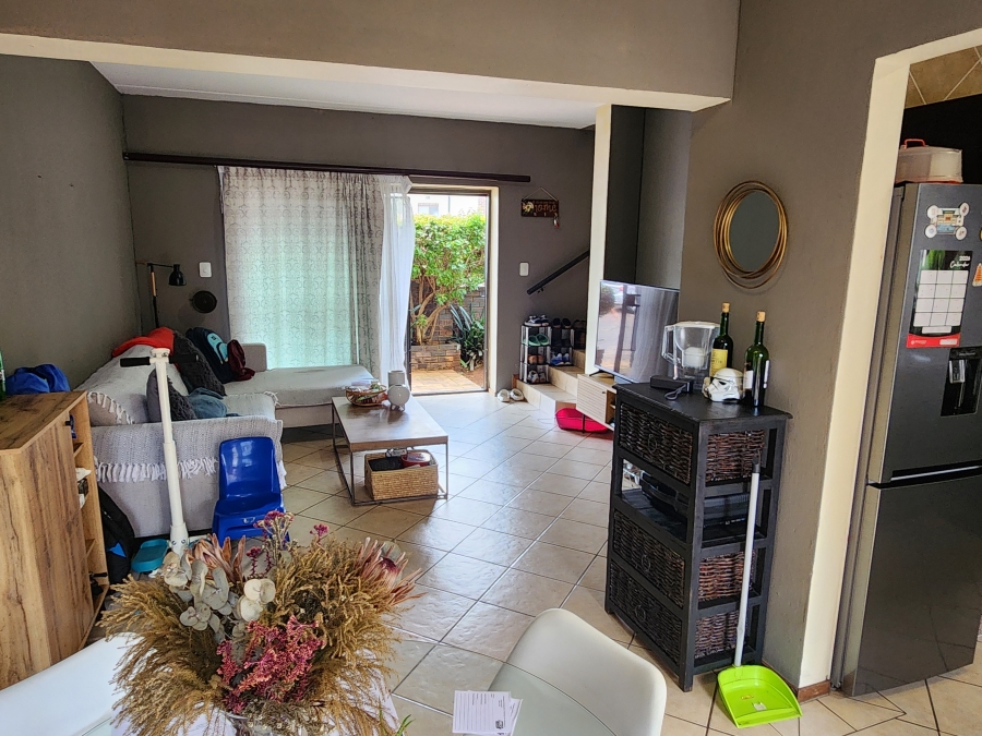 2 Bedroom Property for Sale in Sugar Bush Estate Gauteng