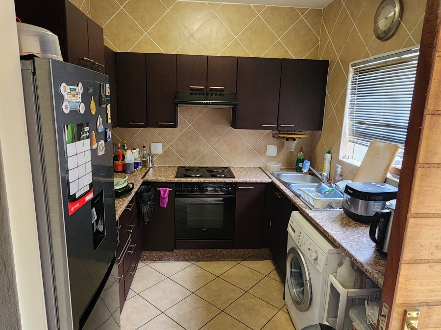 2 Bedroom Property for Sale in Sugar Bush Estate Gauteng