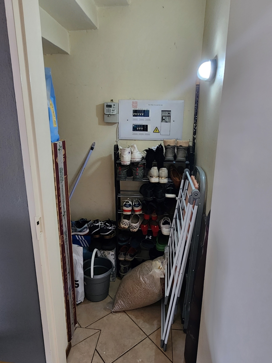 2 Bedroom Property for Sale in Sugar Bush Estate Gauteng