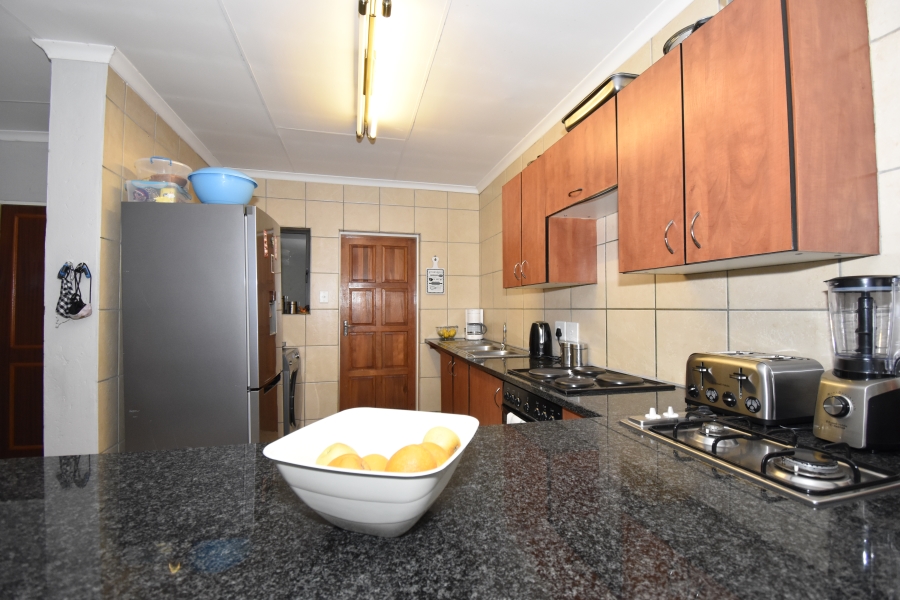 To Let 2 Bedroom Property for Rent in Northgate Gauteng