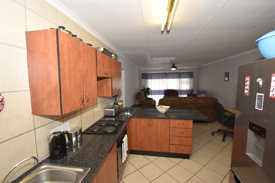 To Let 2 Bedroom Property for Rent in Northgate Gauteng