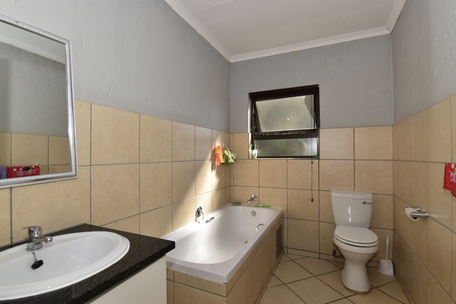 To Let 2 Bedroom Property for Rent in Northgate Gauteng