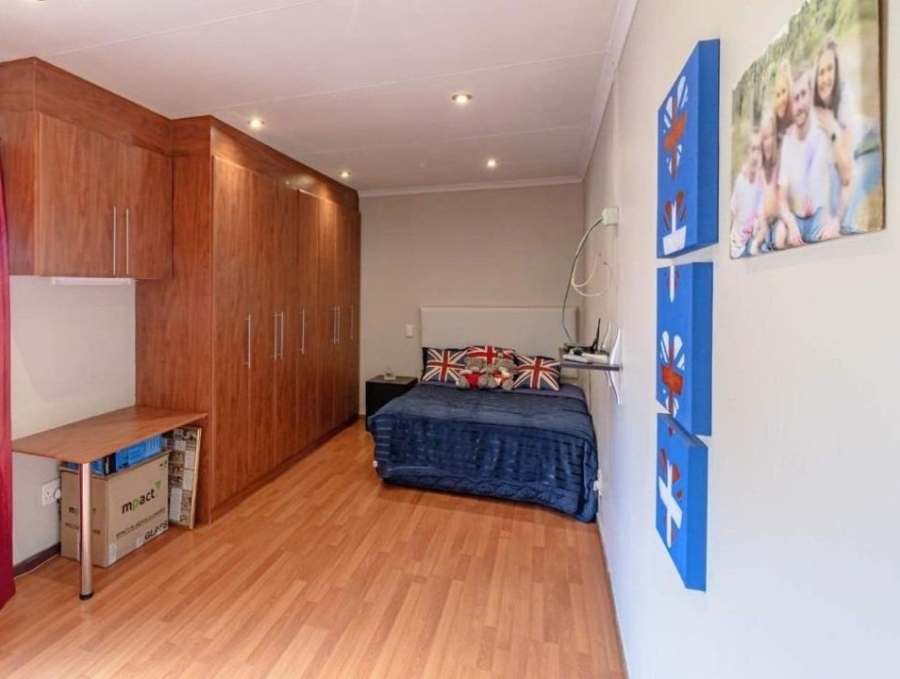 4 Bedroom Property for Sale in Randhart Gauteng