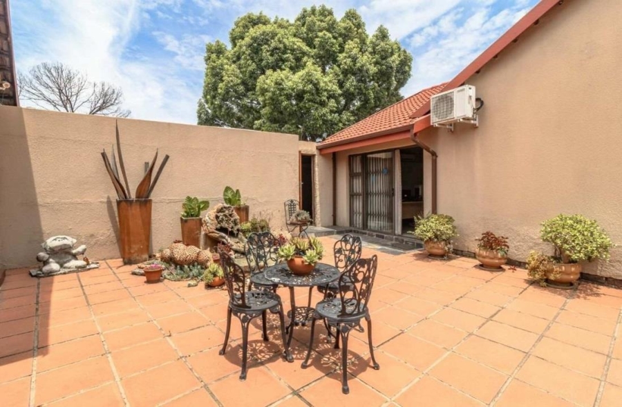 4 Bedroom Property for Sale in Randhart Gauteng