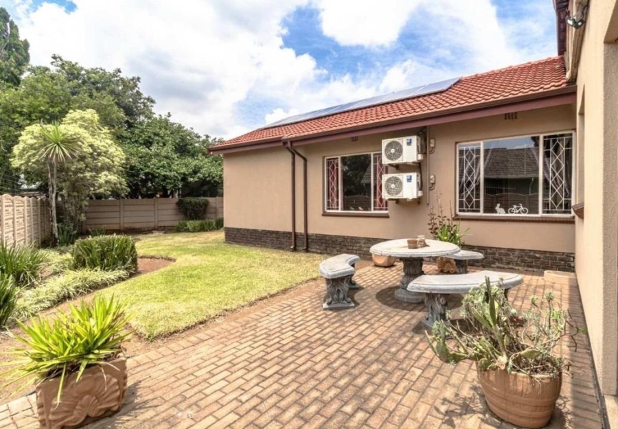 4 Bedroom Property for Sale in Randhart Gauteng