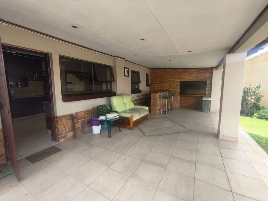 3 Bedroom Property for Sale in South Crest Gauteng