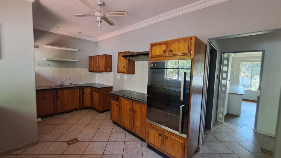 4 Bedroom Property for Sale in Meyerspark Gauteng