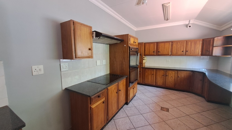 4 Bedroom Property for Sale in Meyerspark Gauteng