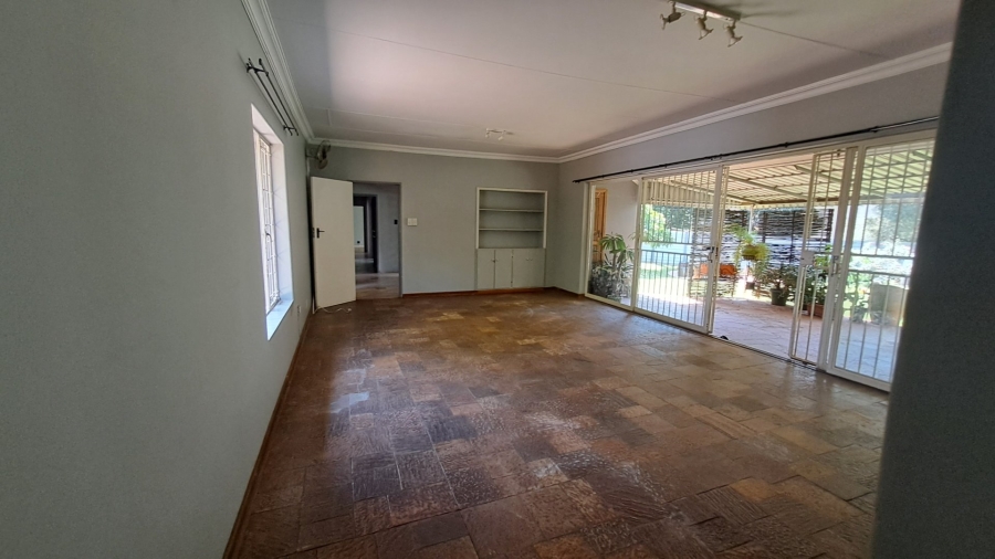 4 Bedroom Property for Sale in Meyerspark Gauteng