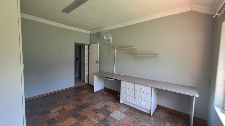 4 Bedroom Property for Sale in Meyerspark Gauteng