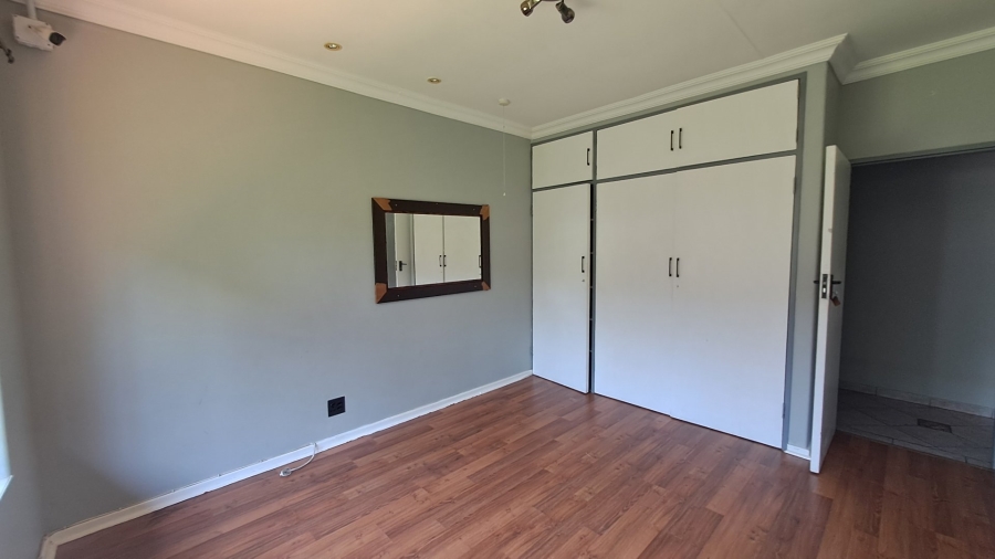 4 Bedroom Property for Sale in Meyerspark Gauteng