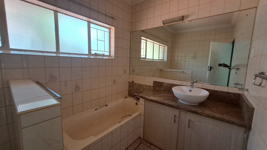 4 Bedroom Property for Sale in Meyerspark Gauteng