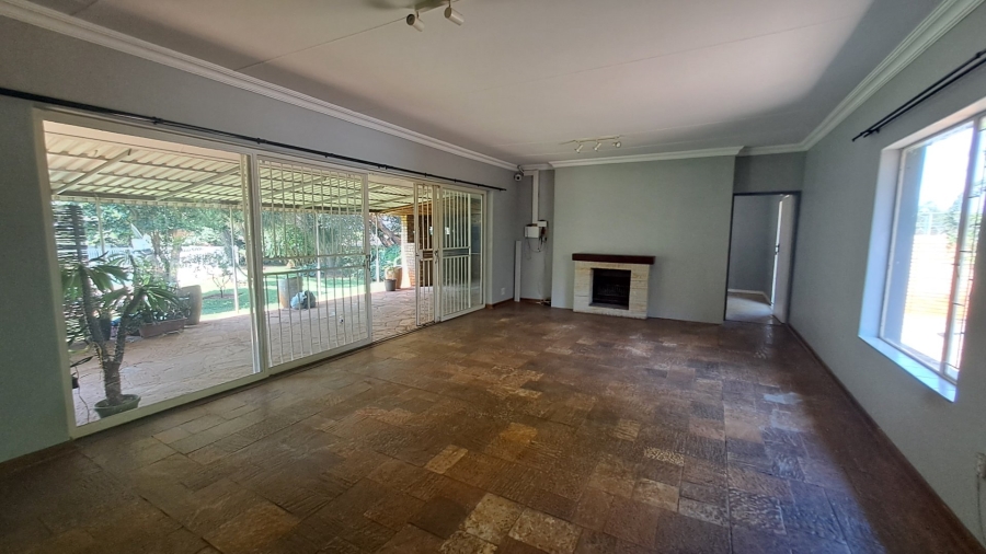 4 Bedroom Property for Sale in Meyerspark Gauteng