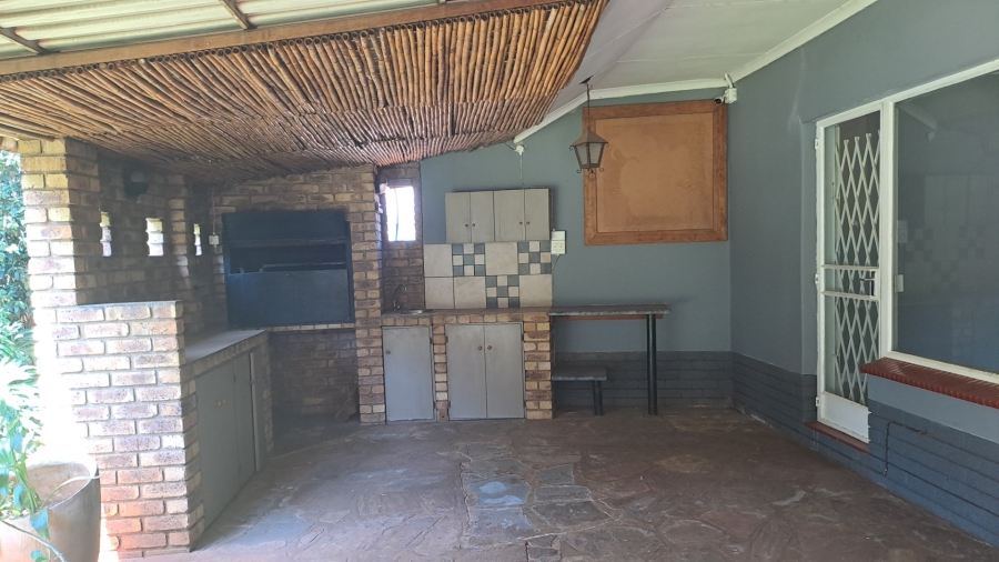 4 Bedroom Property for Sale in Meyerspark Gauteng