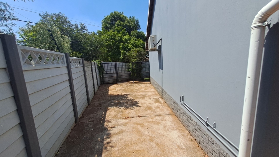 4 Bedroom Property for Sale in Meyerspark Gauteng