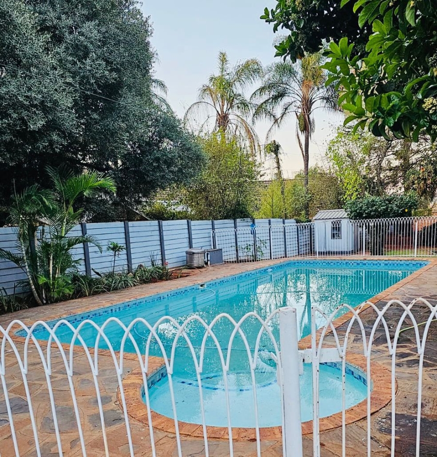 4 Bedroom Property for Sale in Meyerspark Gauteng