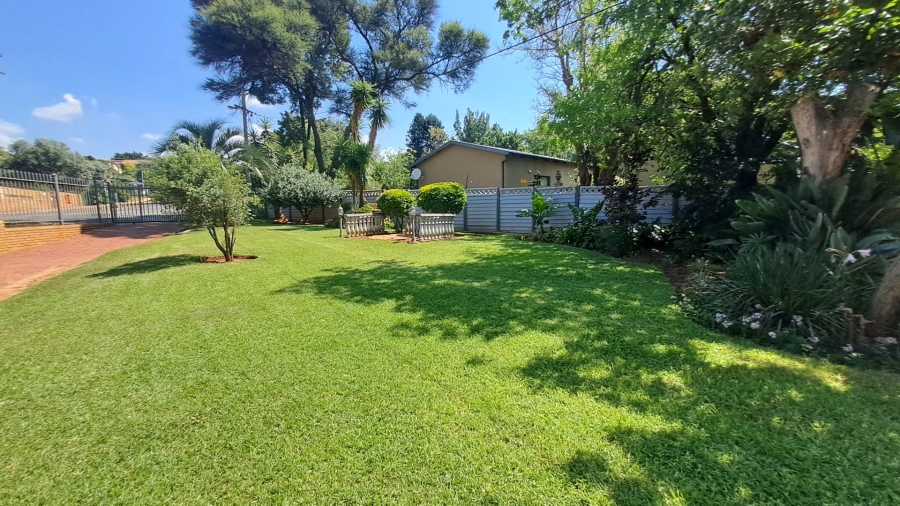 4 Bedroom Property for Sale in Meyerspark Gauteng