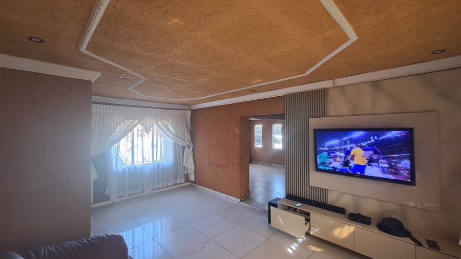 3 Bedroom Property for Sale in Mamelodi East Gauteng