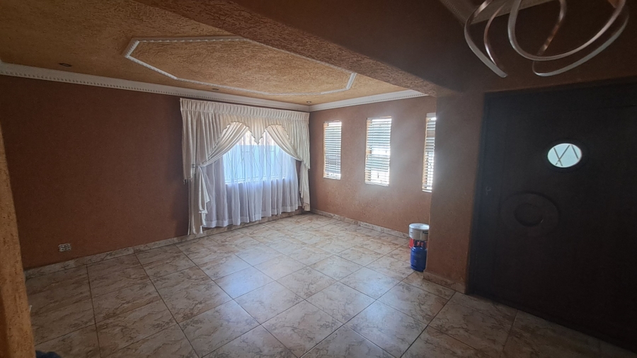 3 Bedroom Property for Sale in Mamelodi East Gauteng