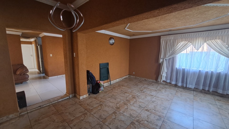 3 Bedroom Property for Sale in Mamelodi East Gauteng