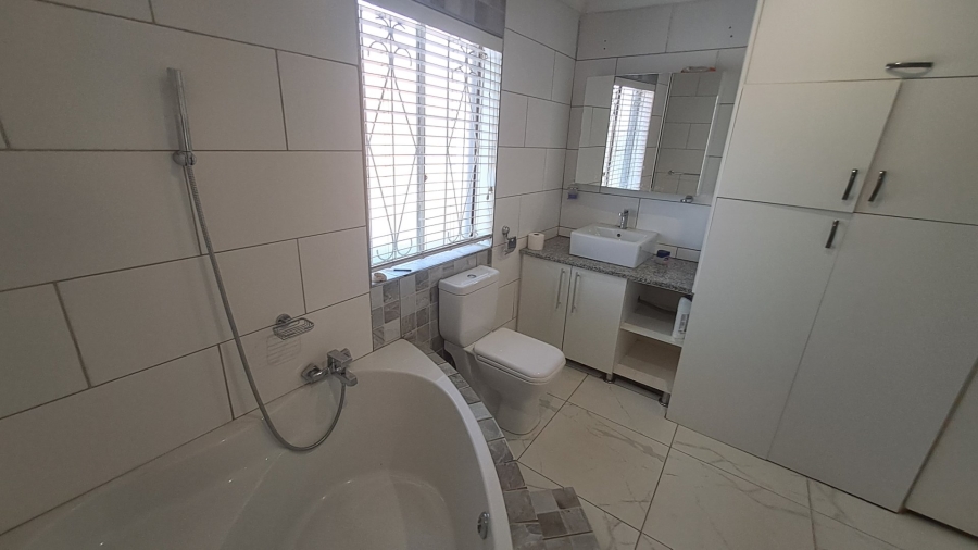 3 Bedroom Property for Sale in Mamelodi East Gauteng